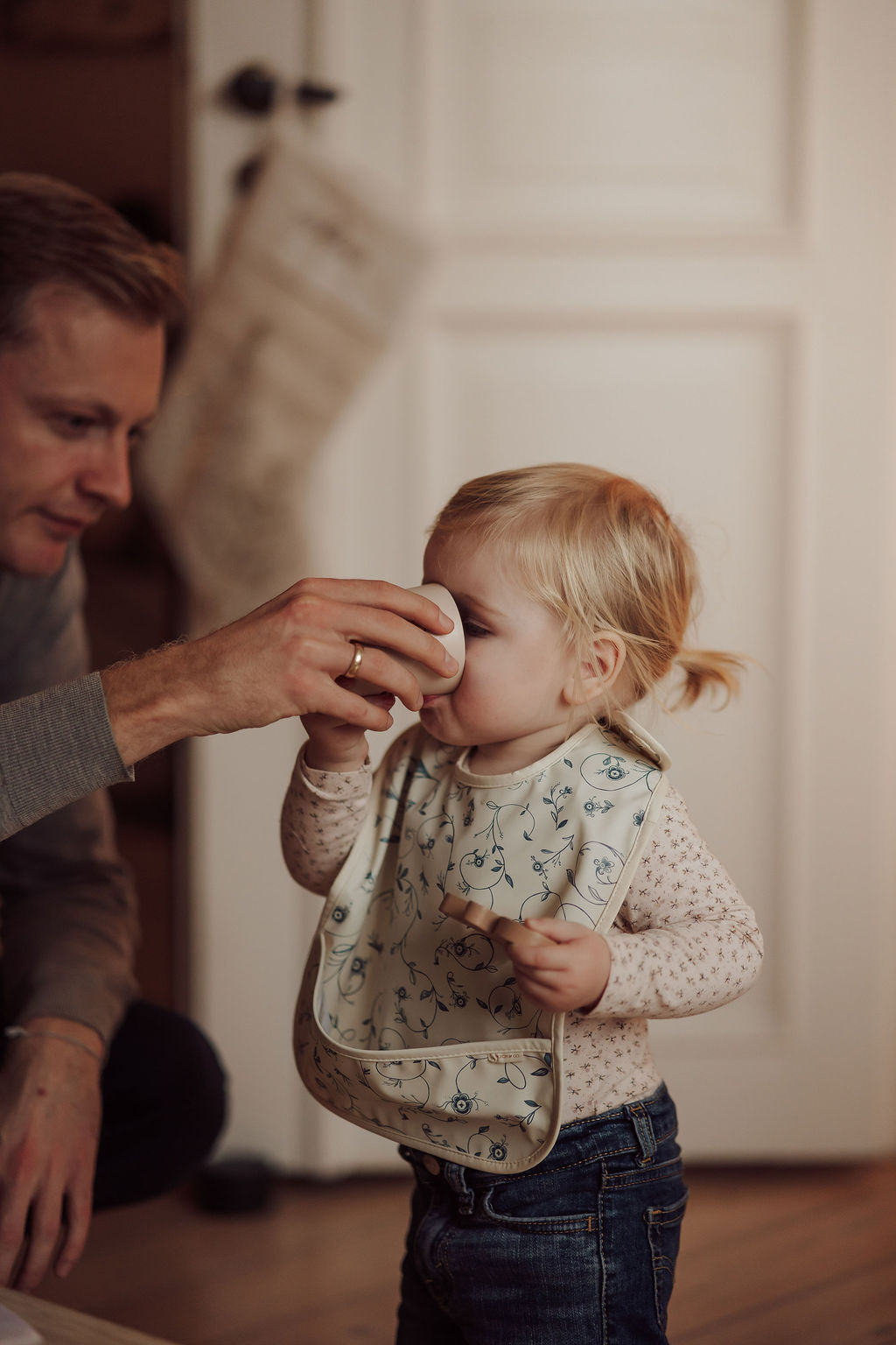 Basic Bib | Scandi Floral