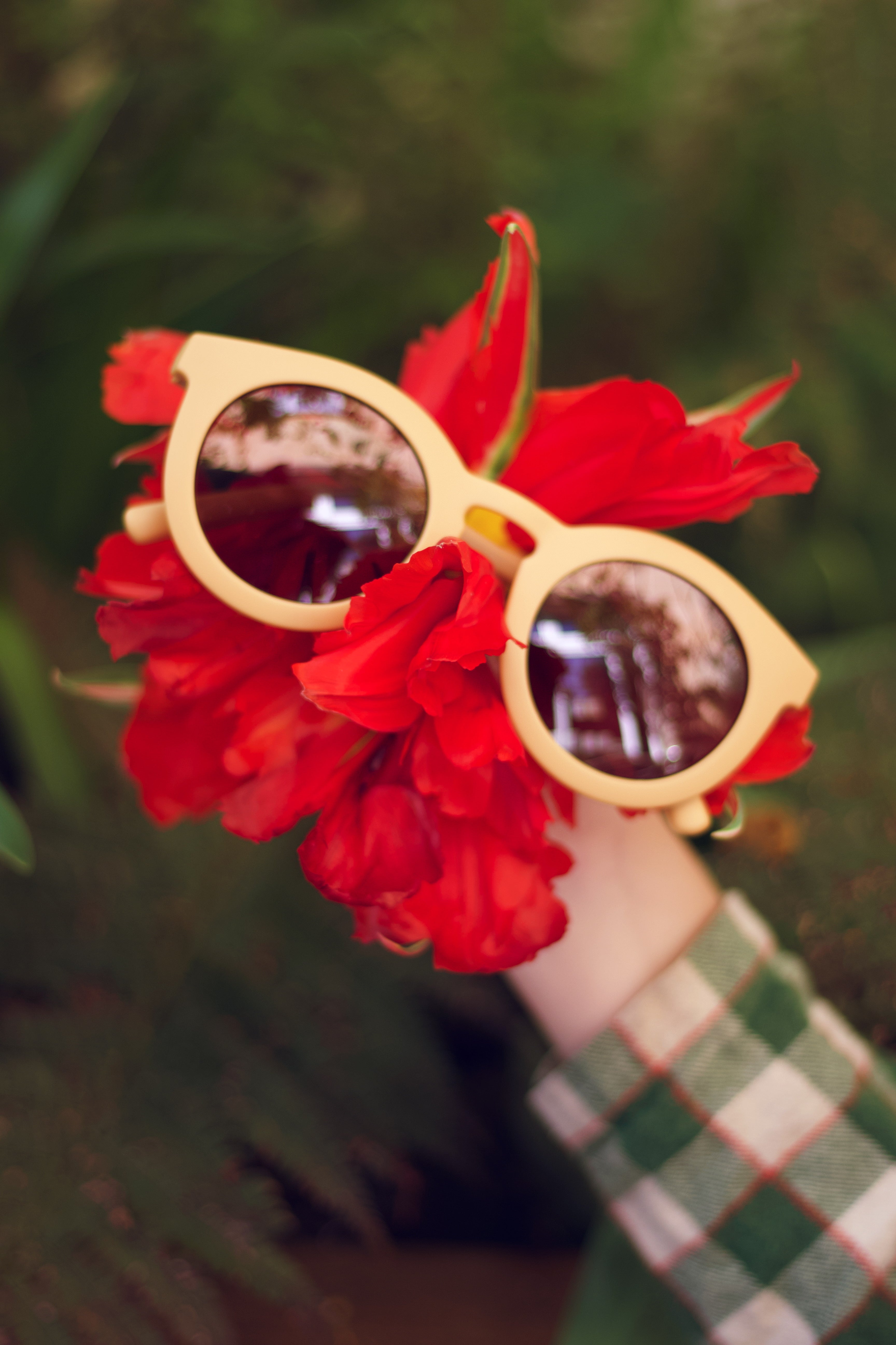 Classic | Sustainable Sunglasses | Plant-Based Bendable Polarized - Baby | 0-2 Y | Buckwheat